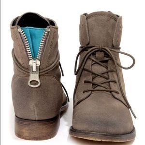 Steve Madden Suede Booties